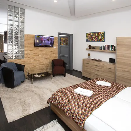 H20 Colors Apartment